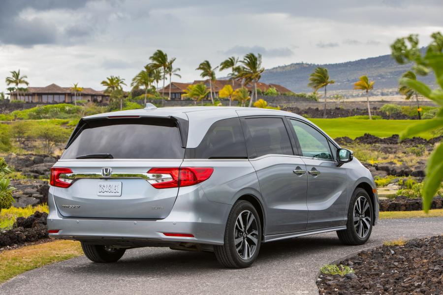  Honda Odyssey 2017 года  (фото 30 из 160)